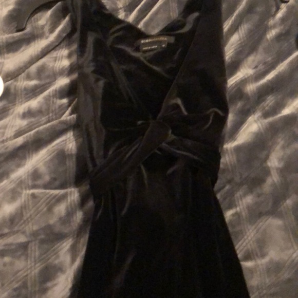 Velvet v neck wrap top - Picture 5 of 6